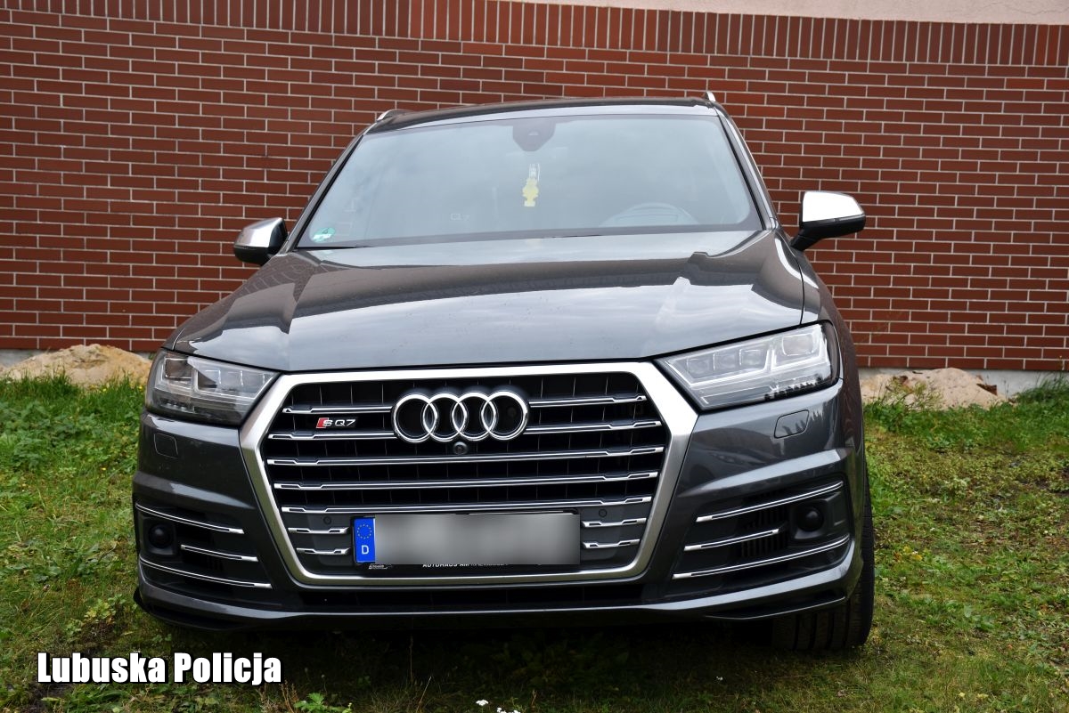 Kradzione  Audi Q7