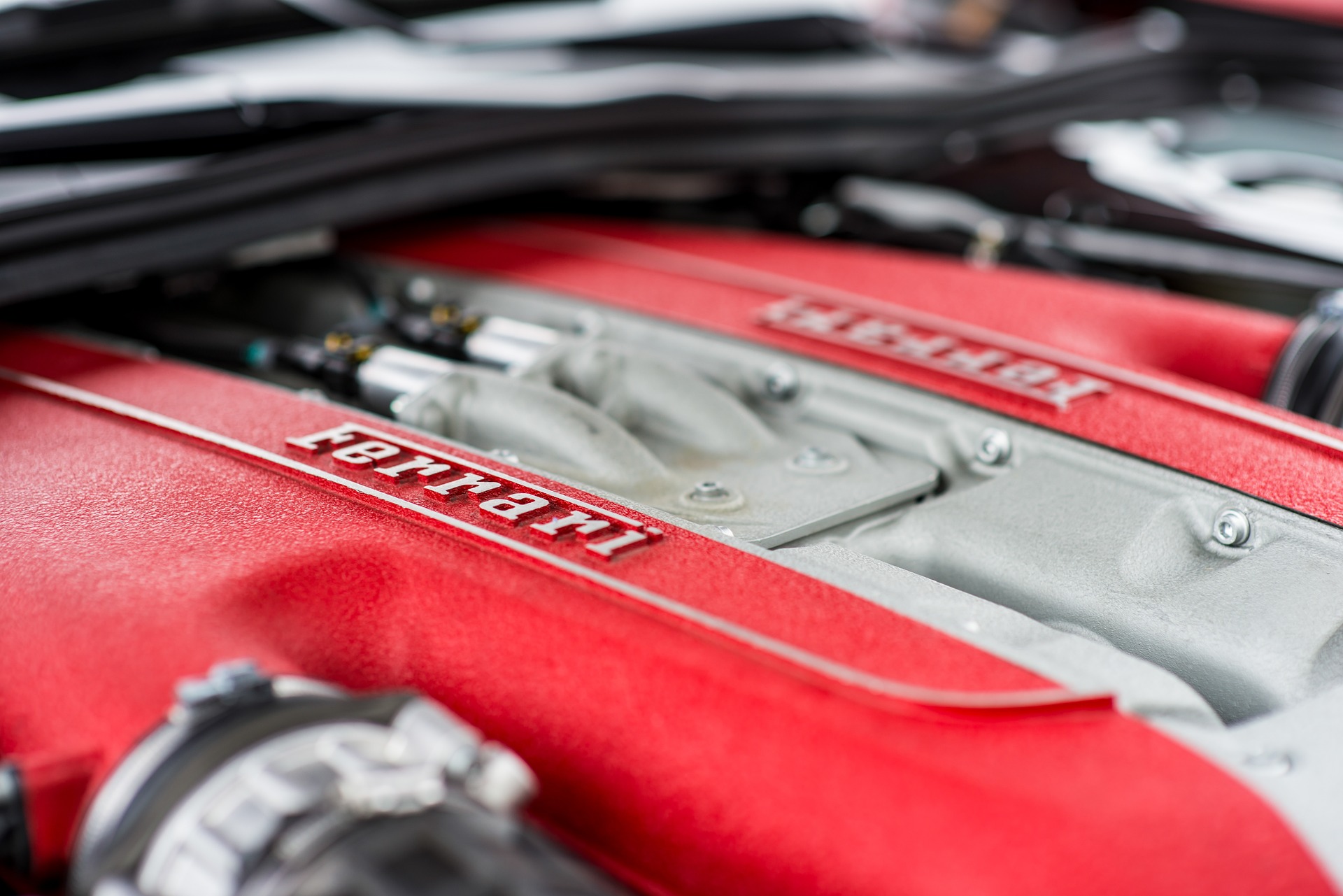 ferrari silnik