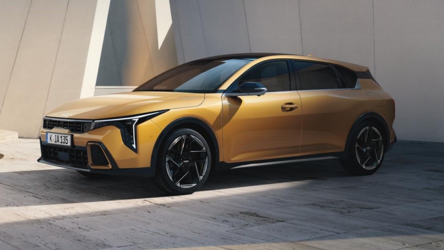 Kia K4