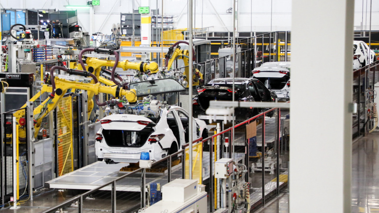 Toyota inwestuje 1,3 miliarda dolarów na produkcję baterii i samochodów elektrycznych w USA