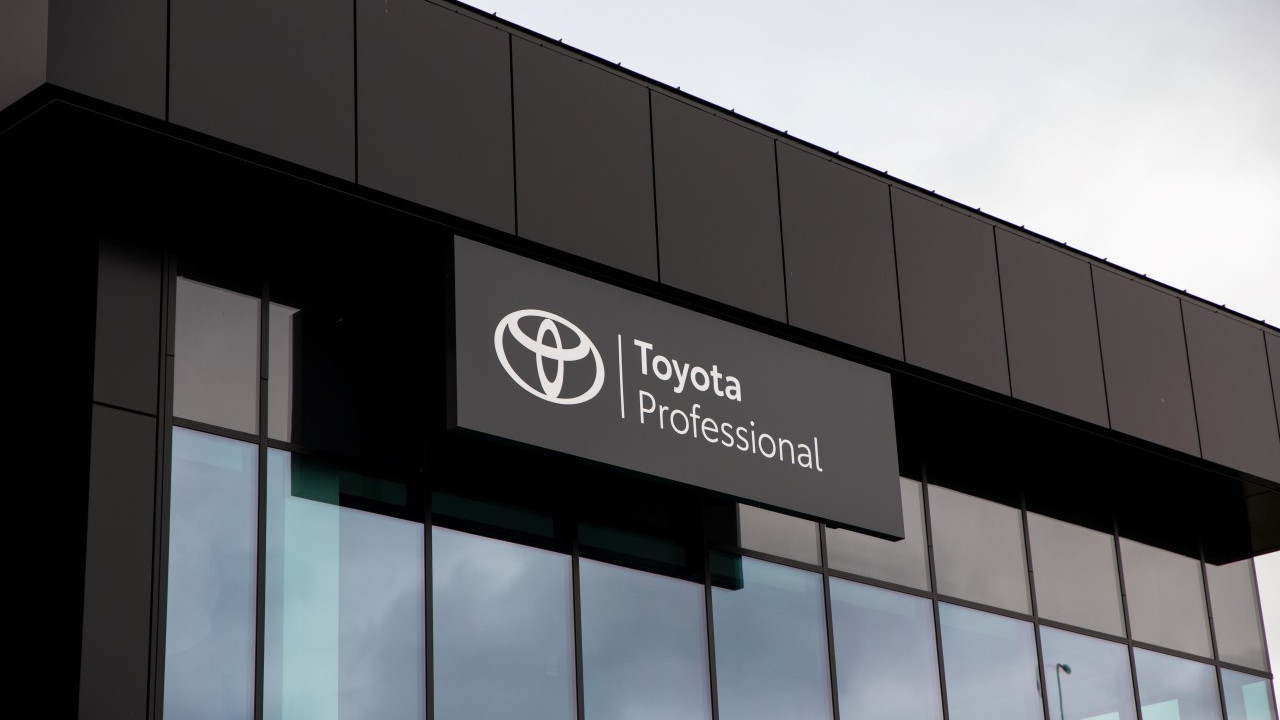 Toyota stawia na silny rozwój sieci dealerskiej aut użytkowych