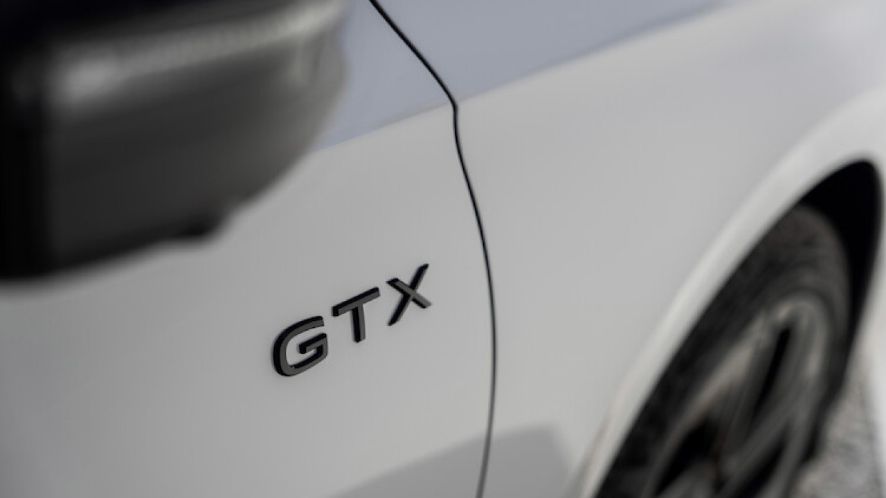 Pierwsze szczegóły i zdjęcia Volkswagenów ID.3 GTX i ID.7 GTX Tourer
