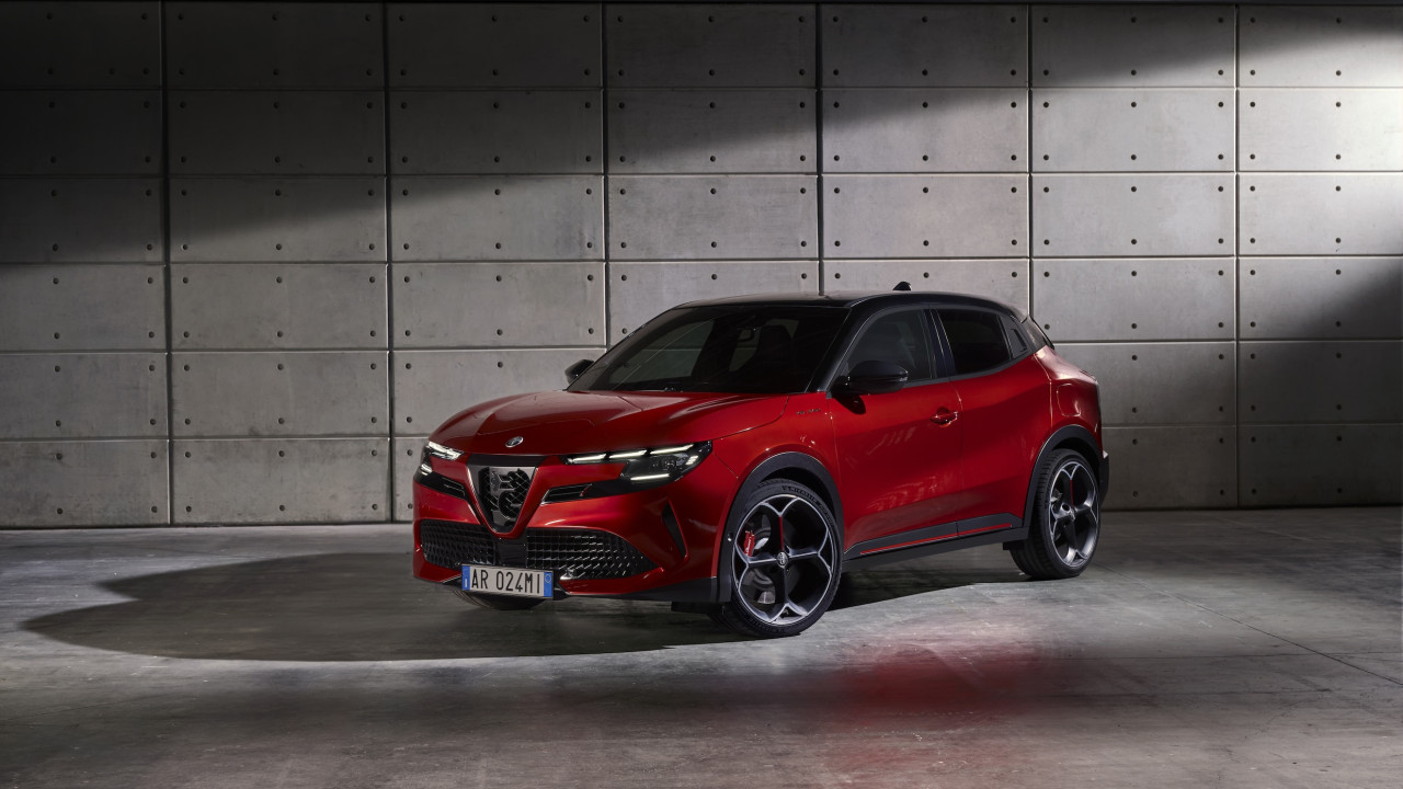 Alfa Romeo JUNIOR (dawniej Milano) zaprezentowana podczas Milan Design Week 2024