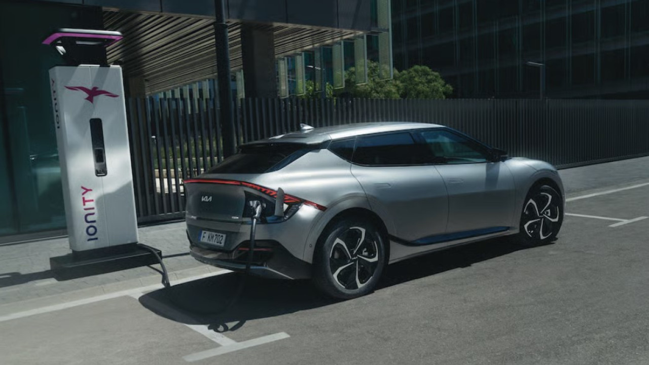 Nowa Kia EV4: Rewolucja w segmencie kompaktowych elektryków