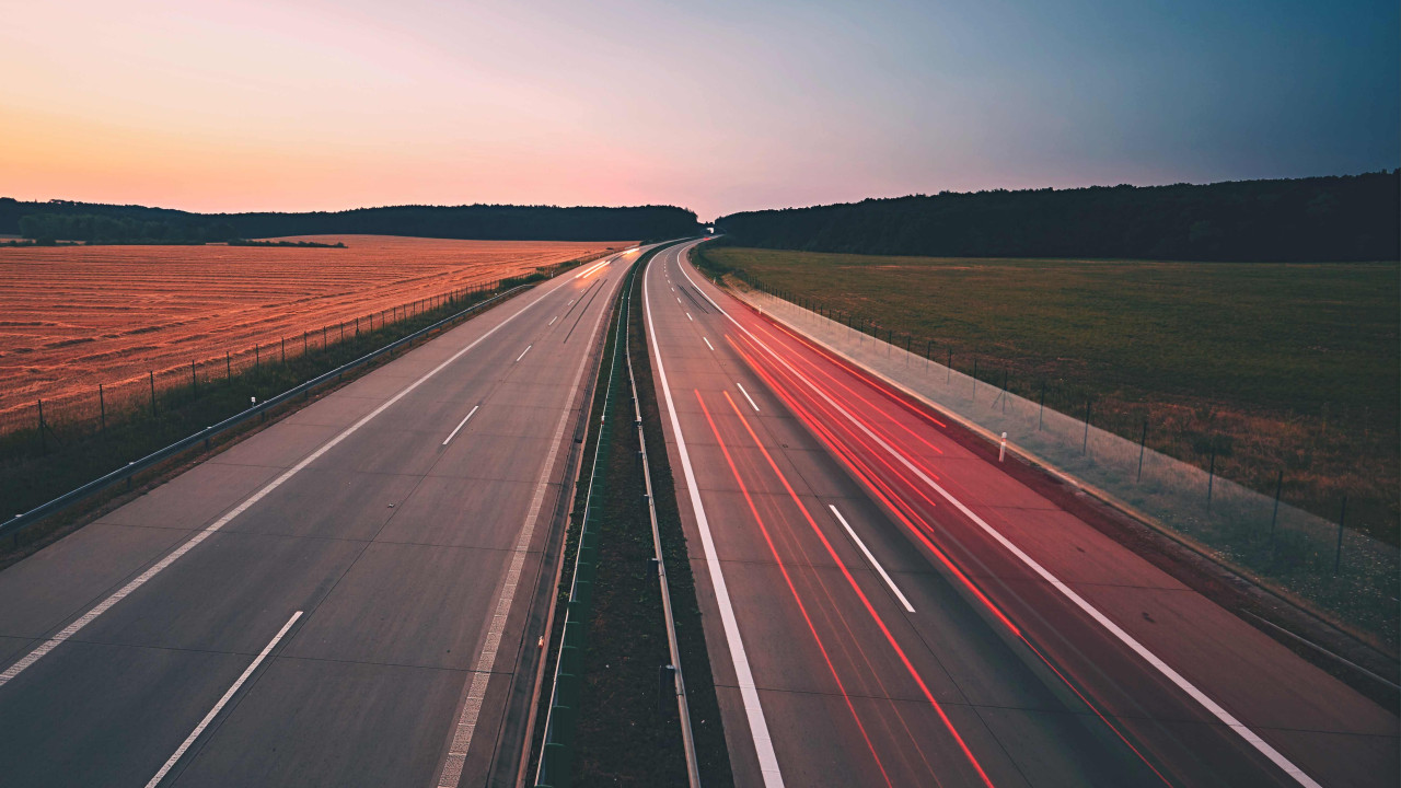 Nowe odcinkowe pomiary prędkości w Polsce – pełna lista lokalizacji