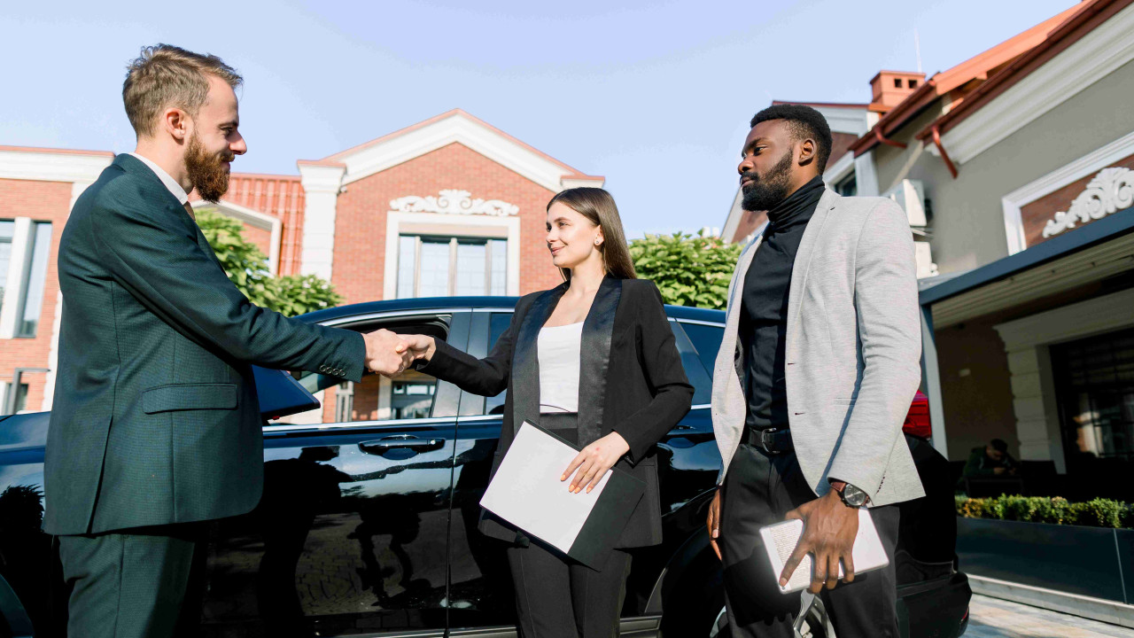 "Otomoto: Przyszłość tradycyjnej sprzedaży aut wciąż żywa"