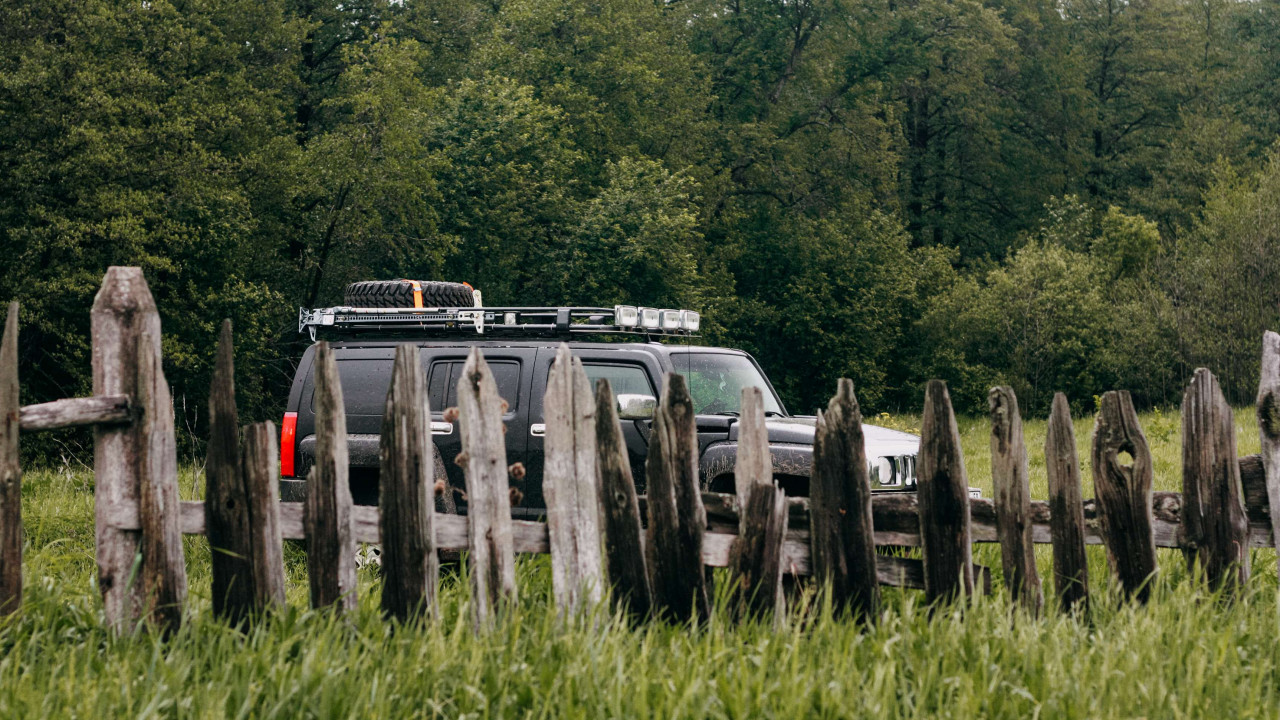 „Jeep Grand Wagoneer: Komfort i przygoda na najwyższym poziomie”
