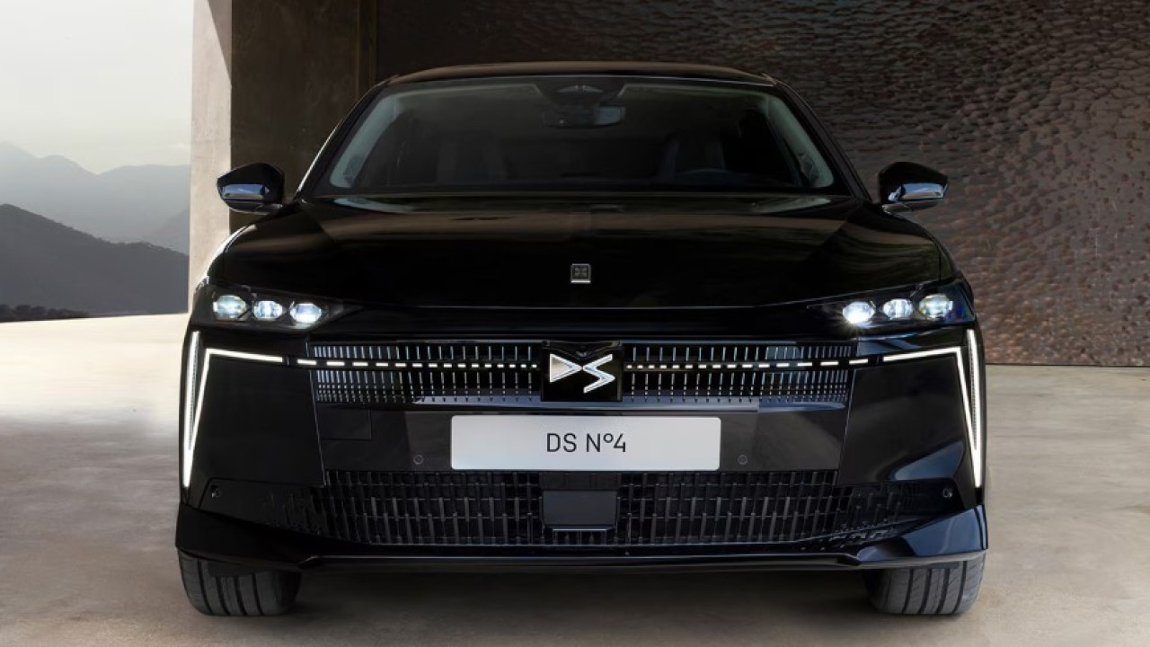 DS 4 po liftingu: Nowy design bez ekranu – wrażenia z jazdy