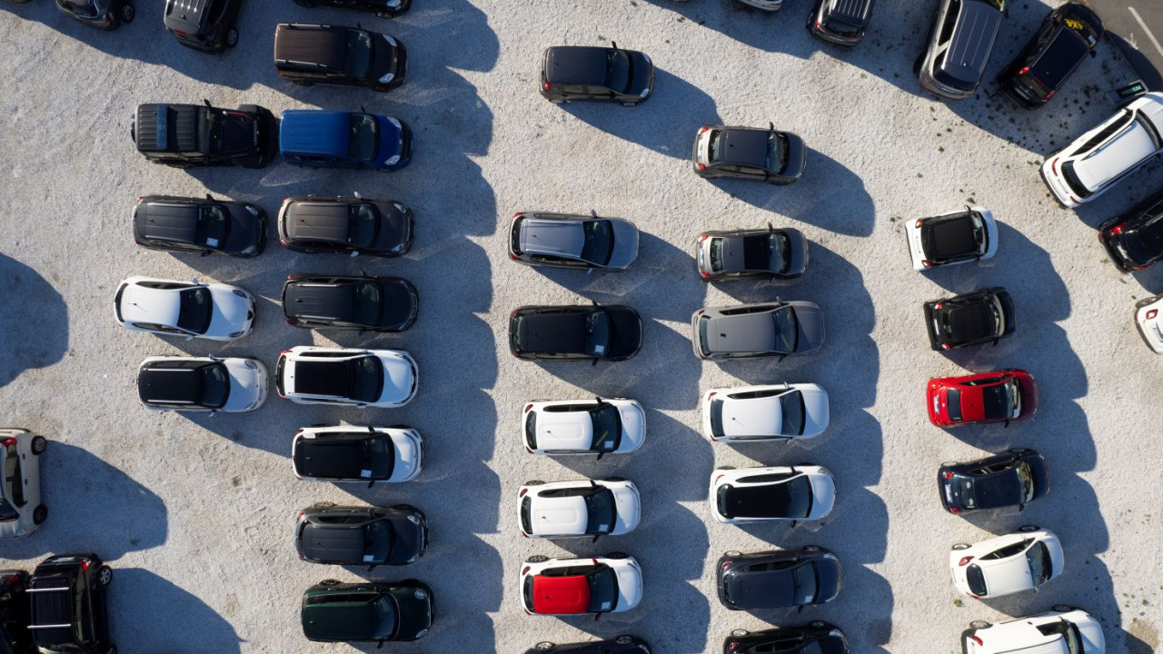 Sześć klasycznych samochodów, które wciąż zachwycają kierowców