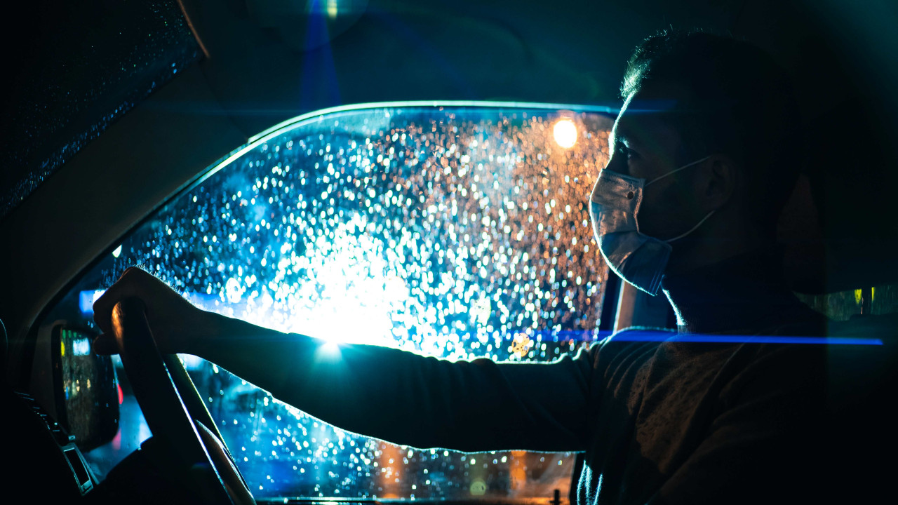 "Sposoby na zaparowane szyby w aucie: tani trik, który działa"