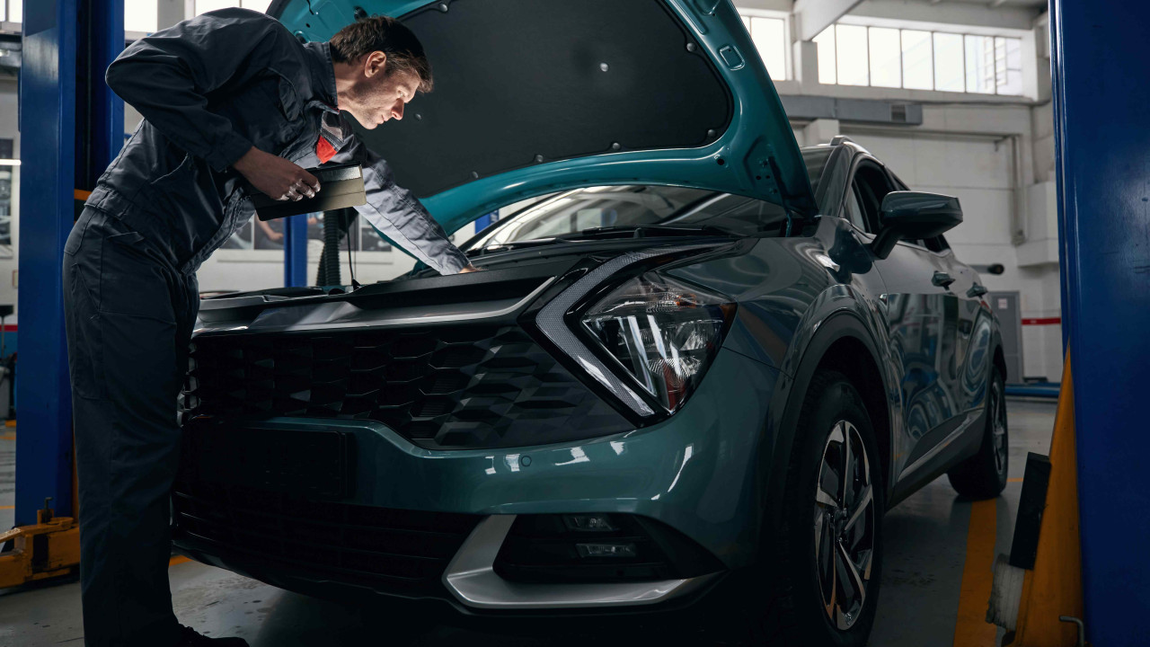 Renault Clio V6 z niskim przebiegiem na sprzedaż w Polsce - wysoka cena