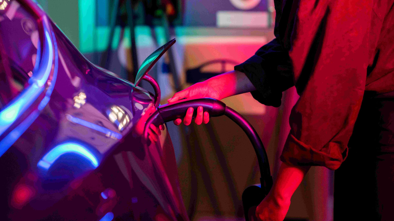 Pierwszy polski samochód elektryczny: nowa era motoryzacji w Polsce