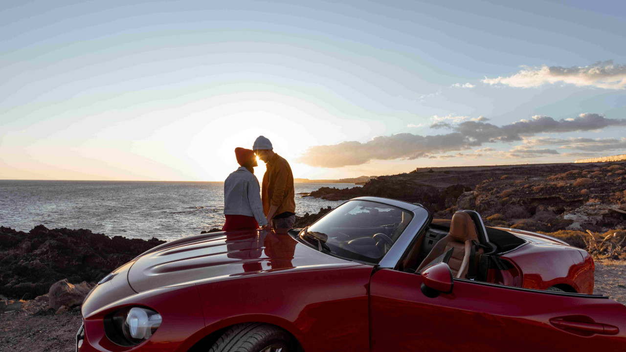 Kultowa marka powraca: Nowy model z silnikiem V8 5.0 litra!