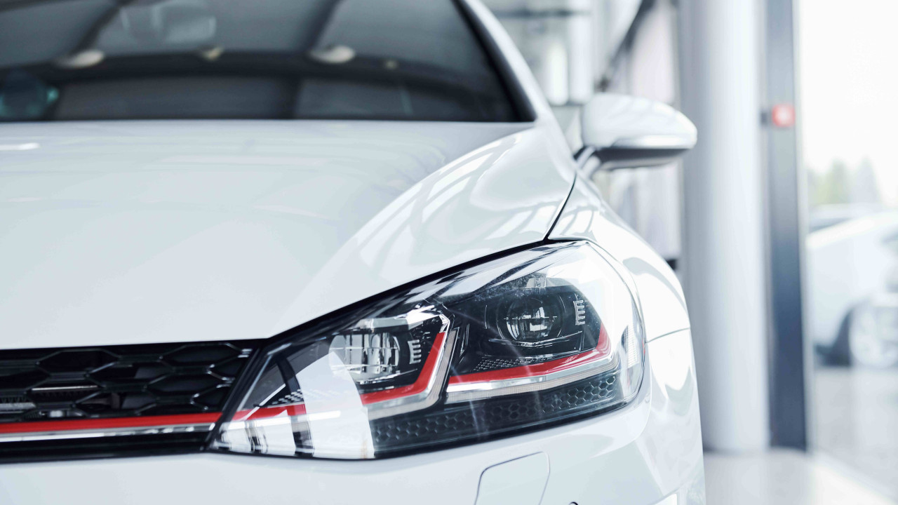 Volkswagen oszczędza 60 mld euro i zamyka fabryki