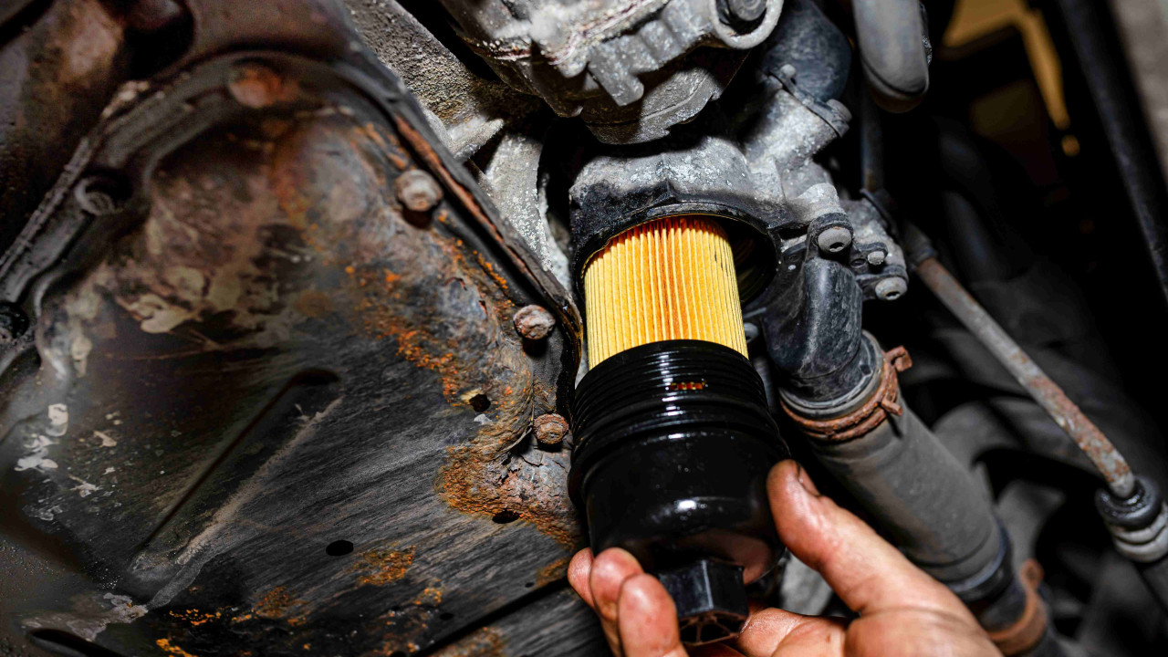 Filtr powietrza: Kluczowy element, który kierowcy często zaniedbują