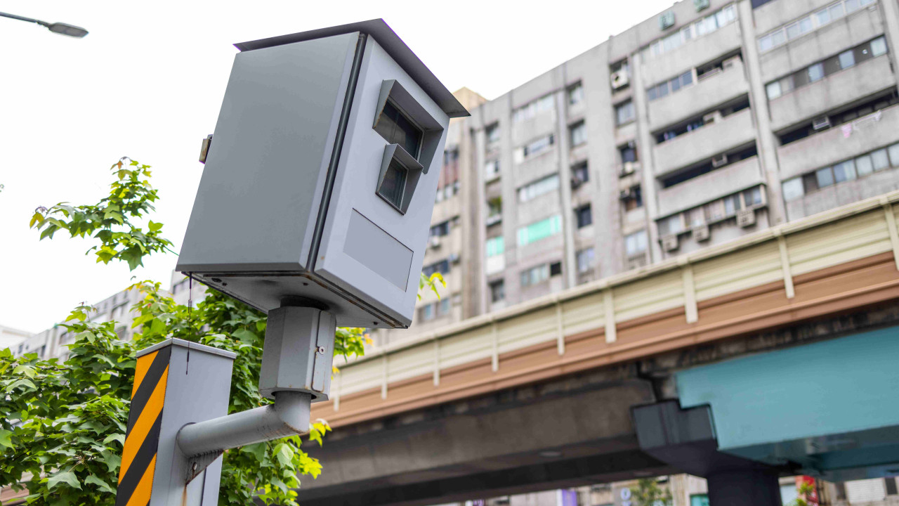 Nowy odcinkowy pomiar prędkości pod stolicą wywołuje protesty kierowców