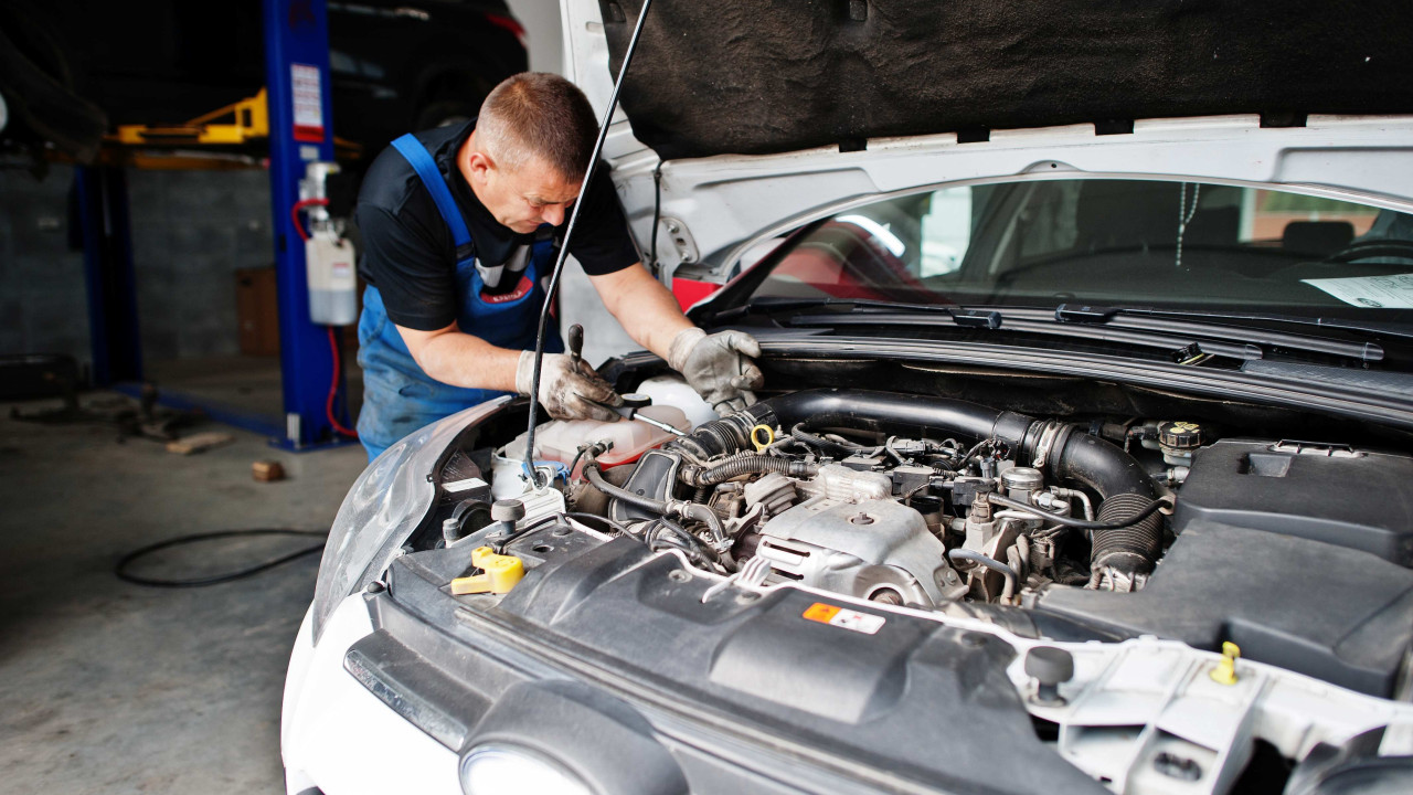Objawy, które zwiastują kosztowne naprawy samochodu