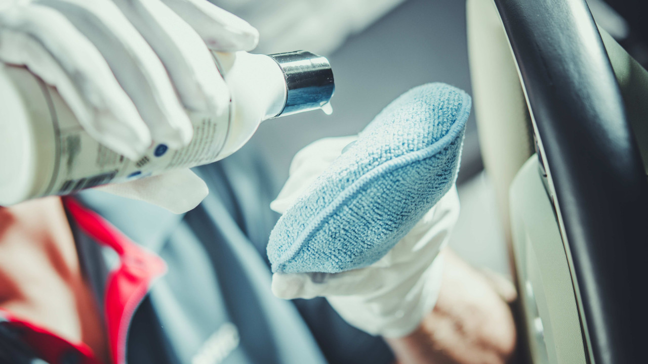 Niesamowite sprzątanie auta: ponad 2 tysiące pozytywnych opinii!