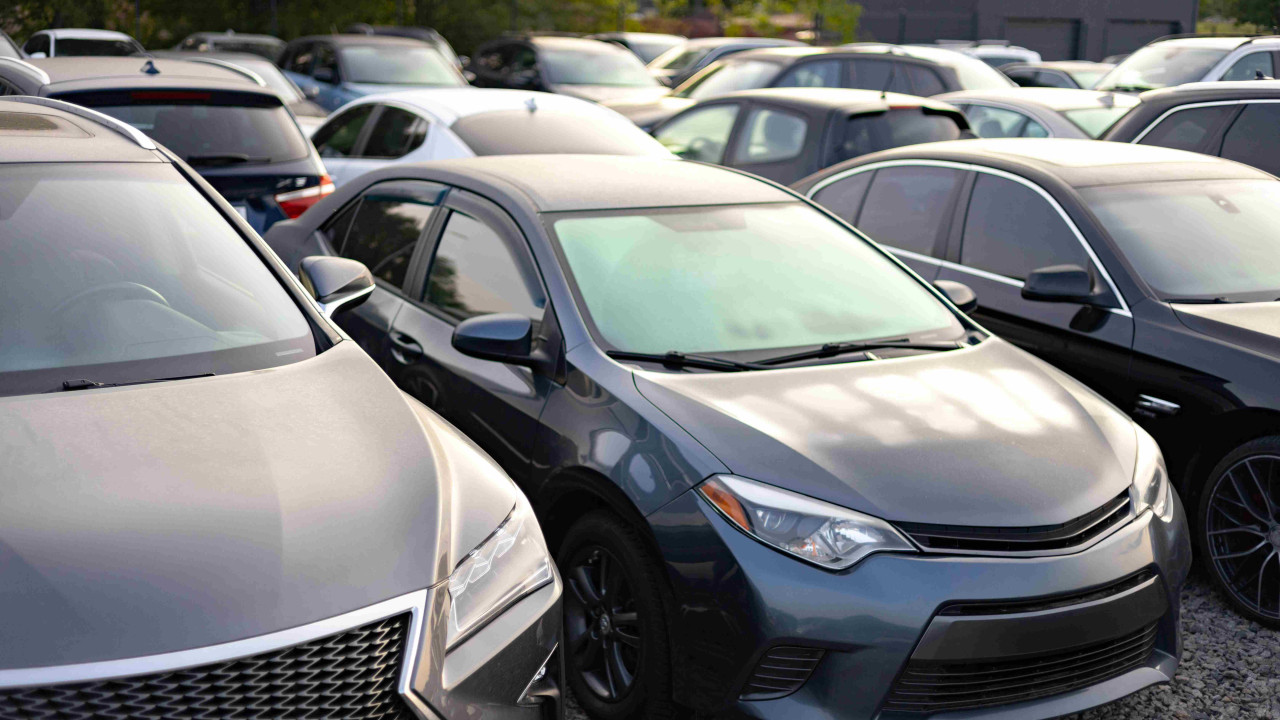 Toyota Hilux: Wyprzedaż rocznika z ofertą dla firm i klientów indywidualnych