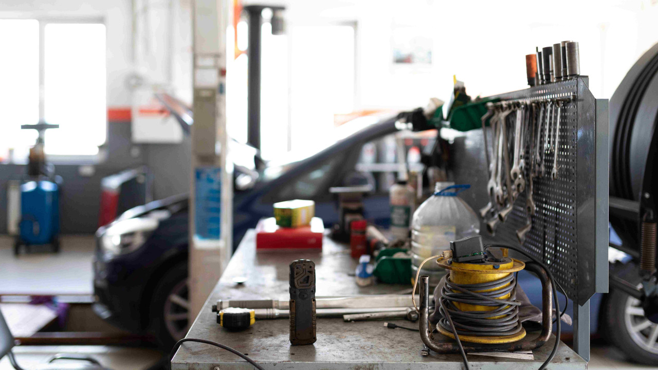 Dlaczego nie można lekceważyć wezwań komputera do warsztatu?