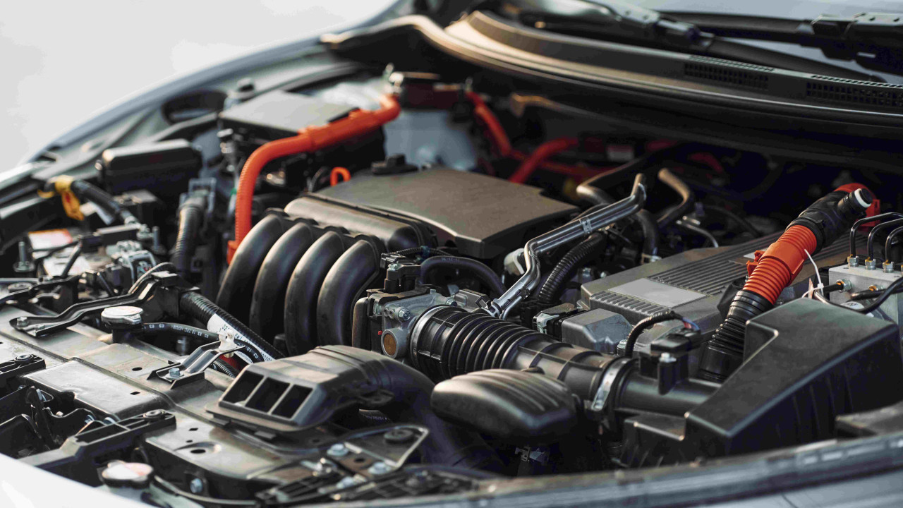 Drobiazg, który może uratować życie na drodze w kryzysowych sytuacjach