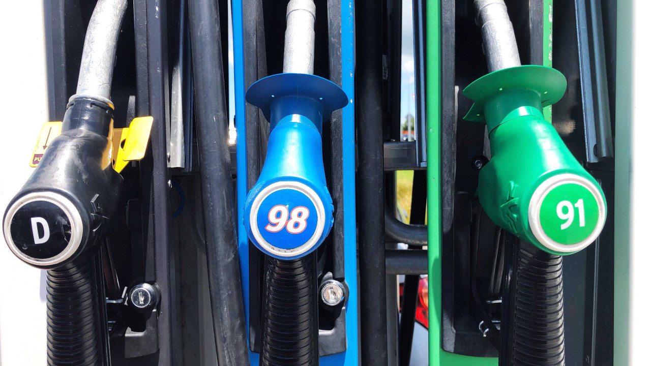 Czy warto płacić więcej za paliwo premium? Sprawdź, co wybrać