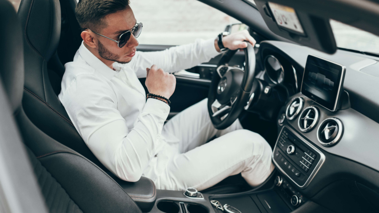 Mercedes-Benz GLE 2026: Nowoczesne wnętrze i mocne silniki