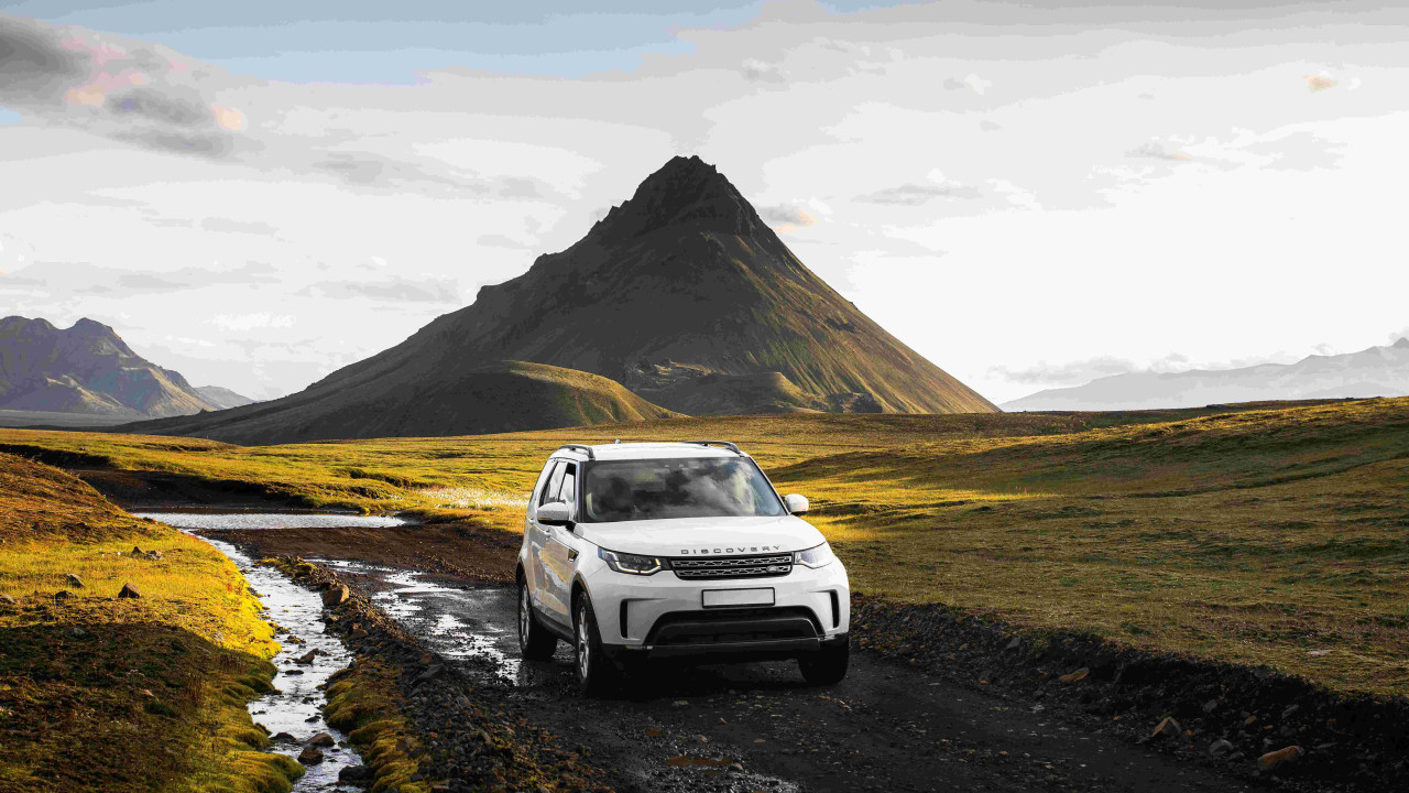 Europejski SUV z LPG za 81 600 zł: dwa ekrany, grzane fotele, kamera cofania