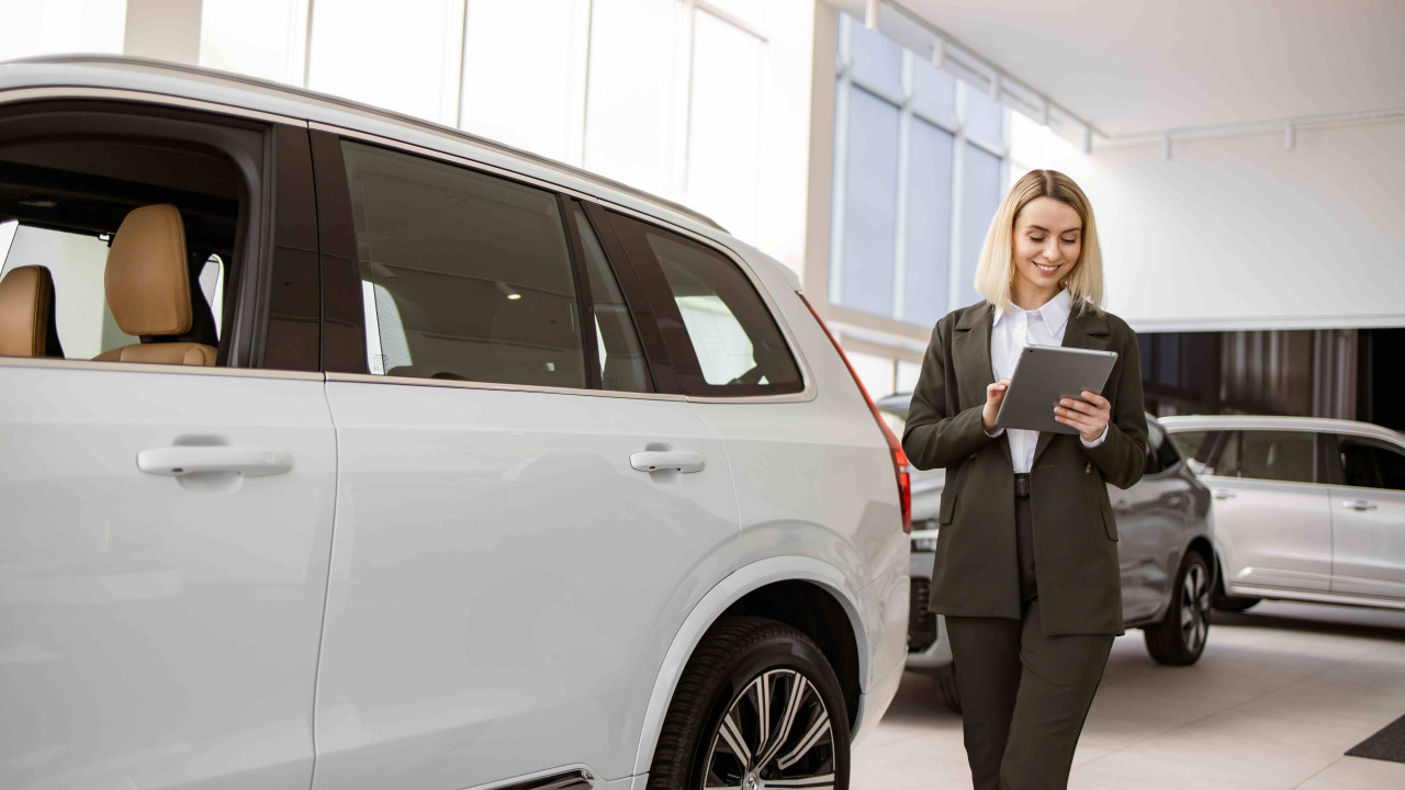 Volvo XC60: 17 lat liderem premium w Polsce, co zmieniło się w styczniu?