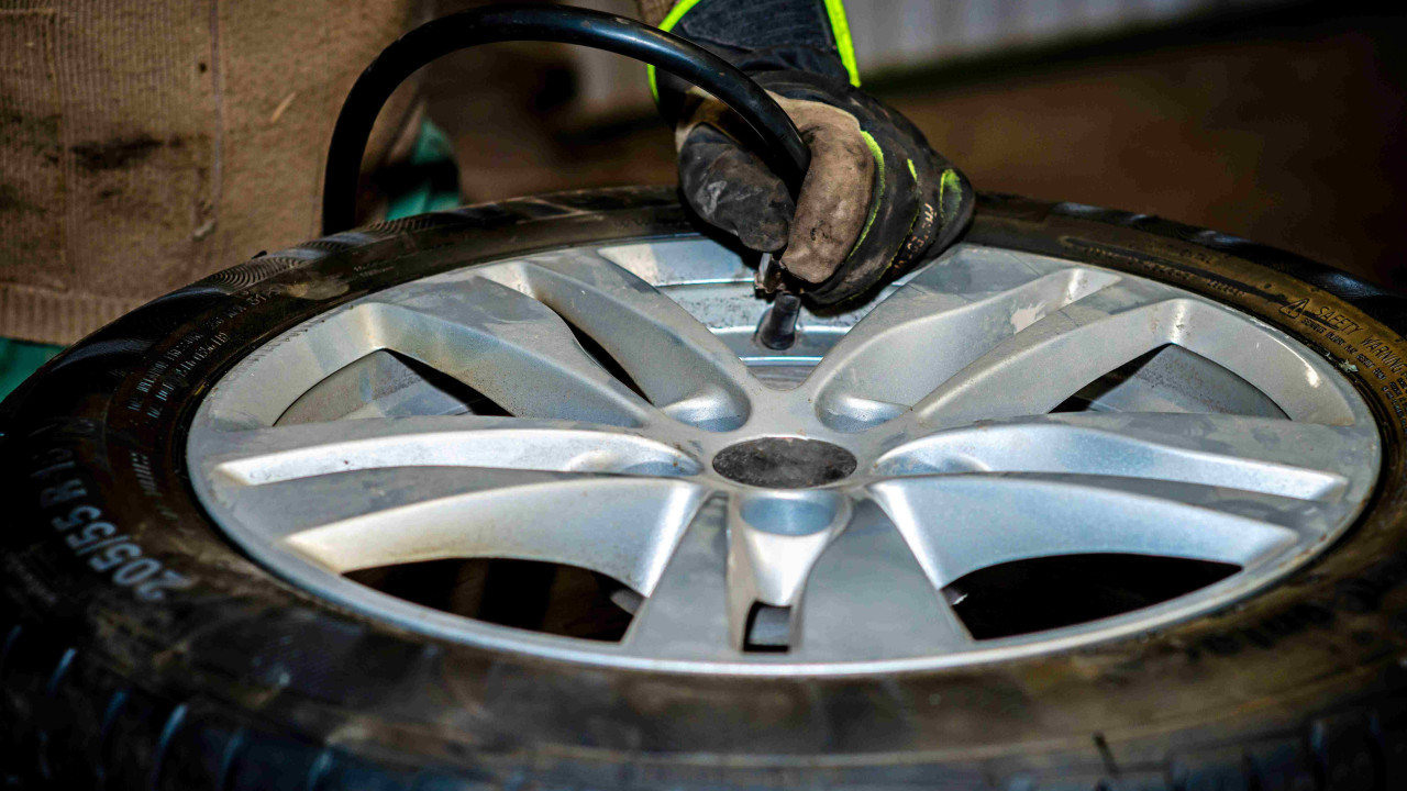 Jak uniknąć wyższego spalania i szybszego zużycia opon?