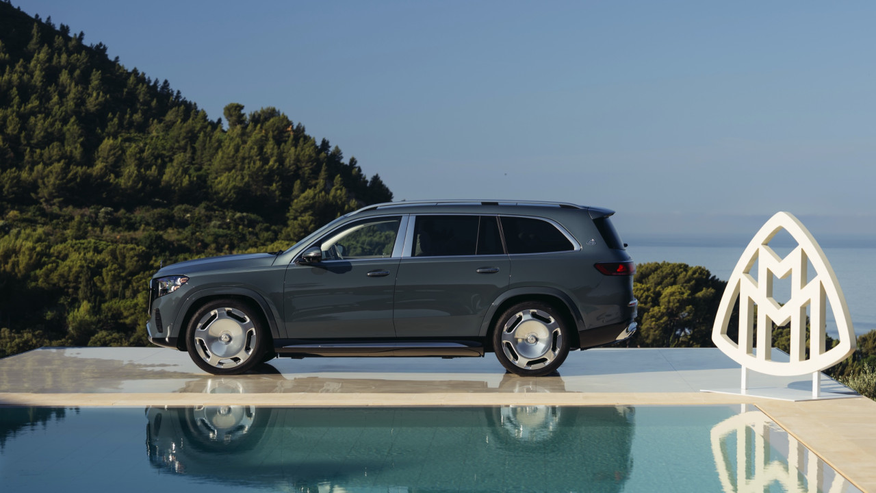Nowy Mercedes-Maybach GLS 680 ma 612 KM. To nie tylko zmienione światła