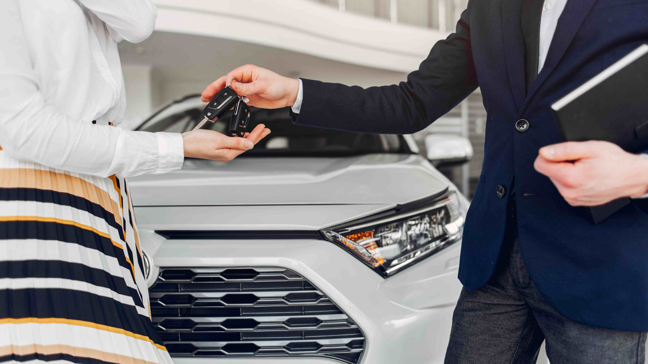 Toyota celuje w polskich milionerów z ofertą zyskownych inwestycji
