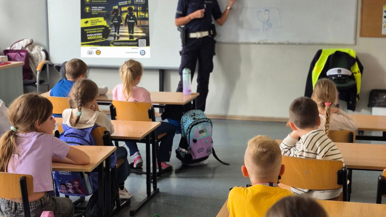 Gdyńska policja uczy dzieci bezpieczeństwa na drodze. Szkoły mogą zgłosić się do konkursu