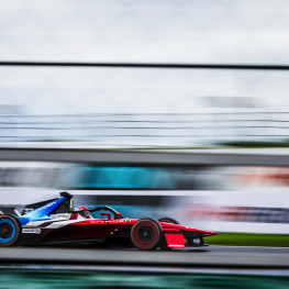 Ilustracja do artykułu: Citroën jedzie na nocne wyścigi Formuły E w Tokio. Sobotę zmieni Pit Boost