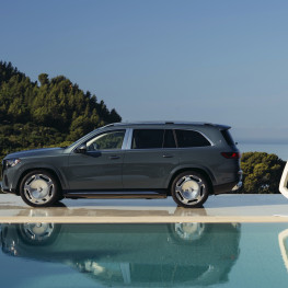 Ilustracja do artykułu: Nowy Mercedes-Maybach GLS 680 ma 612 KM. To nie tylko zmienione światła