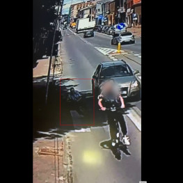Ilustracja do artykułu: Kierujący hulajnogą potrącił pieszego i odjechał. Policja zatrzymała go tego samego dnia