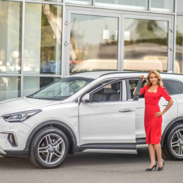 Ilustracja do artykułu: Nowy luksusowy SUV Hyundaia z unikalną opcjonalną funkcją na dachu