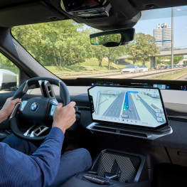 Ilustracja do artykułu: BMW Maps połączy nawigację i systemy wspomagania w jednym widoku 3D