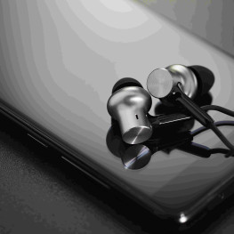 OnePlus z wentylatorem i ekranem 185 Hz w nowym smartfonie