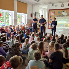 Ilustracja do artykułu: Policja ostrzega uczniów przed jazdą pojazdami typu Sur-Ron bez wymaganych dokumentów