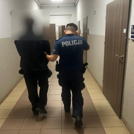 Ilustracja do artykułu: 21-latek uciekał Volkswagenem w Lubaniu. Marihuana była w futerale na okulary