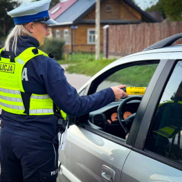 Ilustracja do artykułu: 48 kierowców po alkoholu w Podlaskiem. Policja przebadała 13 728 osób