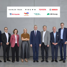 Ilustracja do artykułu: Toyota, Volvo i Daimler Truck łączą siły w sprawie ciężarówek wodorowych