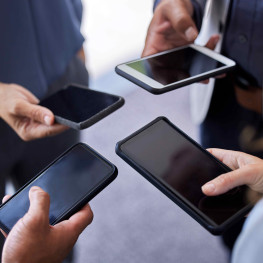 Najlepsze Telefony: Dlaczego Samsungi i iPhone'y Cię Ograniczają?