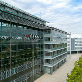 Ilustracja do artykułu: Audi wyjaśnia plan fabryki w USA po wystąpieniu z prezydentem. Inwestycja ma kosztować 4 mld dolarów
