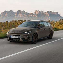 Ilustracja do artykułu: CUPRA Leon od 109 900 zł. Obniżki sięgają 55 tys. zł