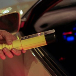 Ilustracja do artykułu: Kierowca Opla miał ponad 1,6 promila. Policjant po służbie zatrzymał go na parkingu