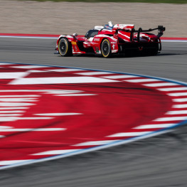 Ilustracja do artykułu: Toyota #8 wystartuje z pierwszego rzędu w Barcelonie. Do pole position zabrakło 0,170 s