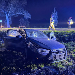29-latka miała prawie 1,4 promila. Auto z trzema pasażerami wpadło do rowu