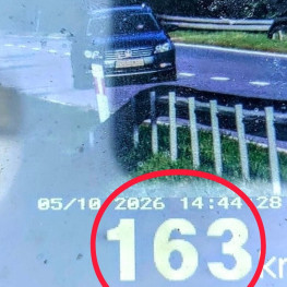 Ilustracja do artykułu: Volkswagen jechał 163 km/h na drodze wojewódzkiej. Kierowca stracił prawo jazdy